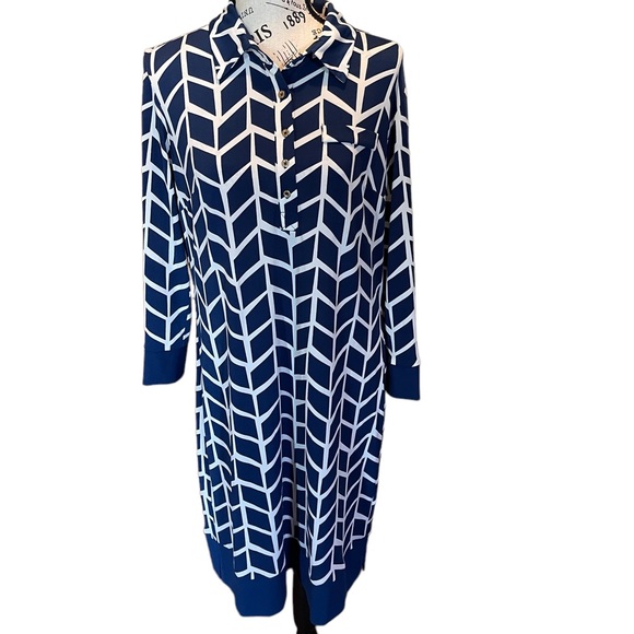 Donna Morgan Dresses & Skirts - Donna Morgan Dress Size 12